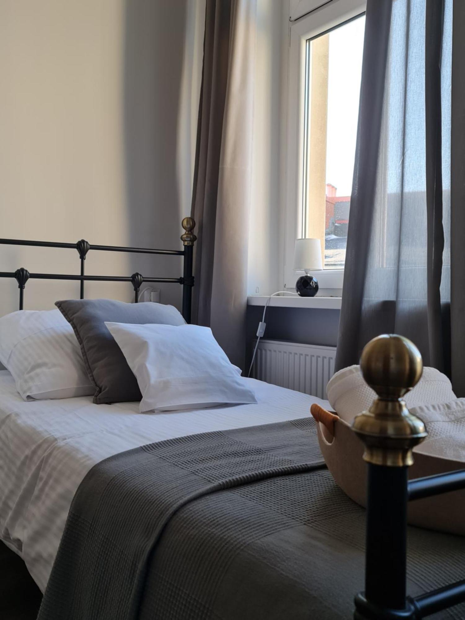 גניזנו Marzec Apartamenty חדר תמונה