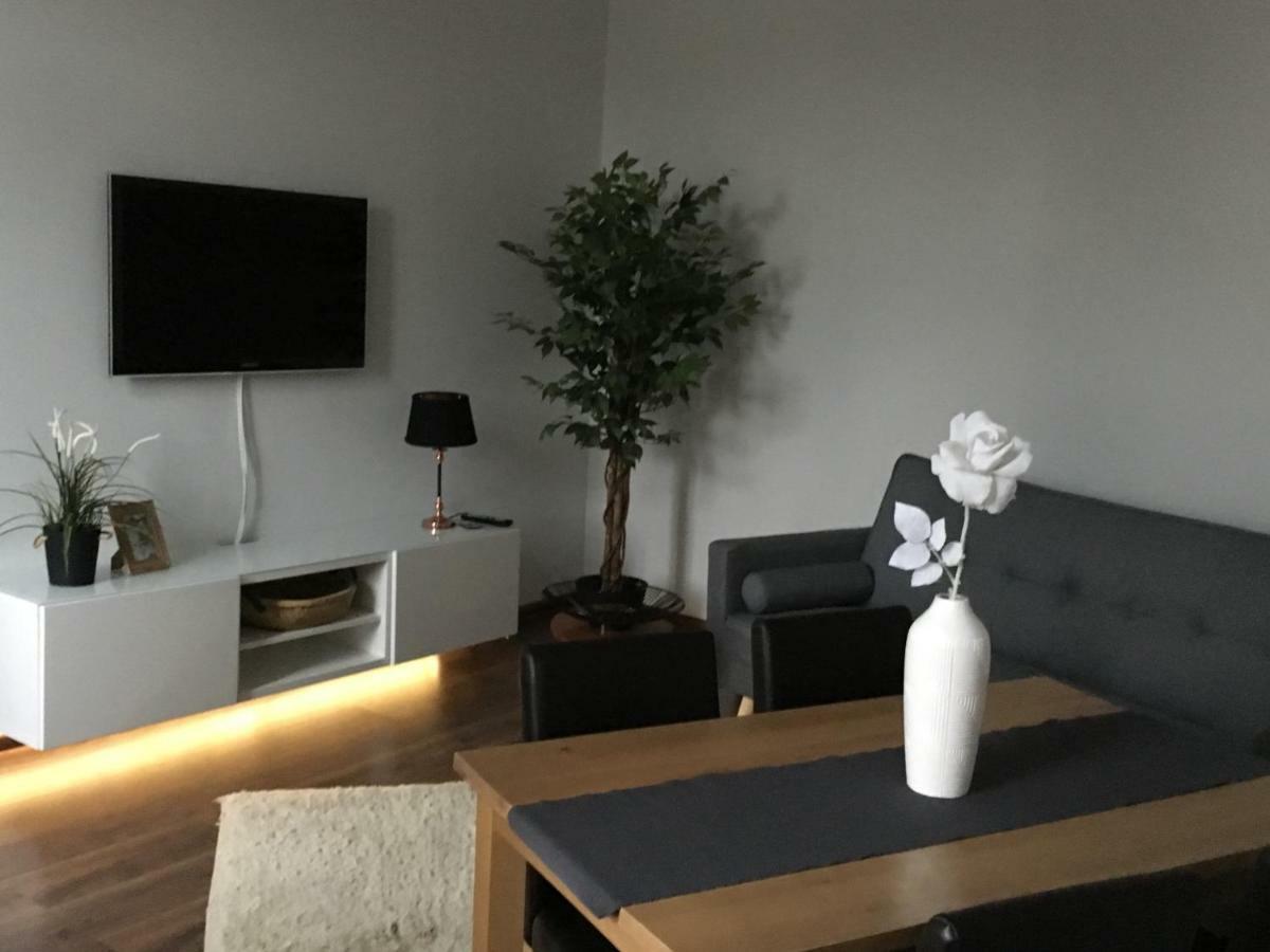 גניזנו Marzec Apartamenty מראה חיצוני תמונה